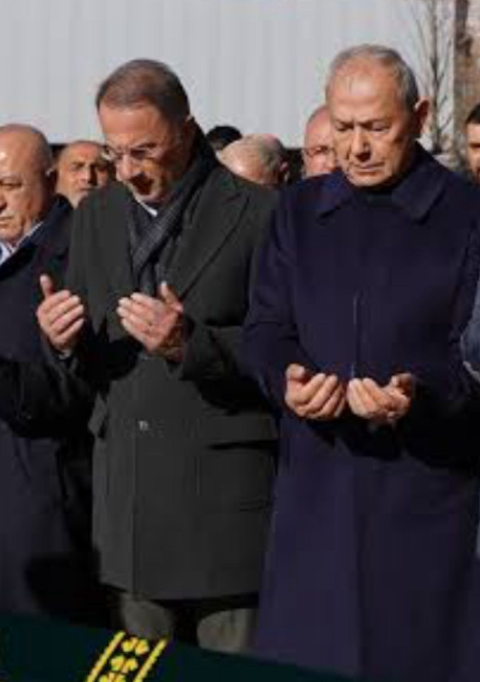 Hastane-cezaevi arasında mekik dokuyor! Mehmet Murat Çalık'ı eski başkanın ifadesi yakmış! - Resim : 1