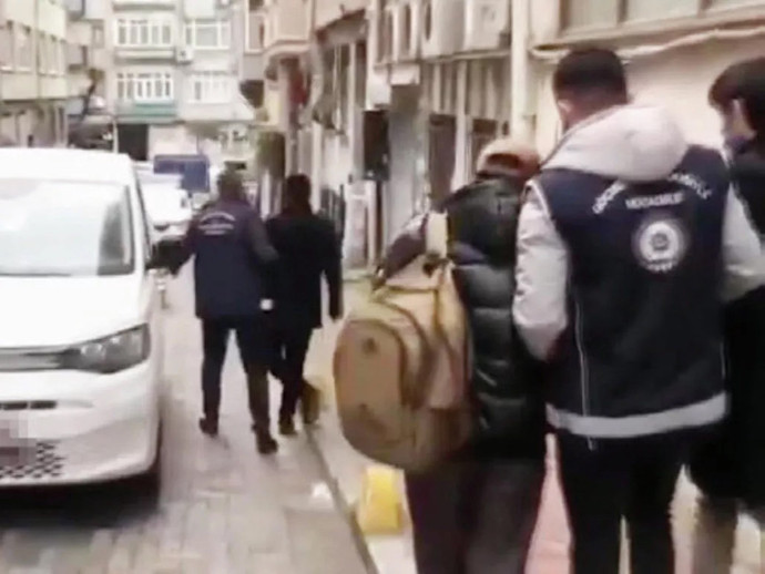 Oturma izni, ehliyet, sahte evlilik... Danışmanlık şirketi kurup yapmadıkları kalmamış - Resim : 2