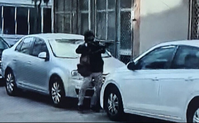 İzmir'de 2 polisi şehit eden saldırganın dedesi gözyaşlarıyla anlattı! "Ben bittim" - Resim : 1