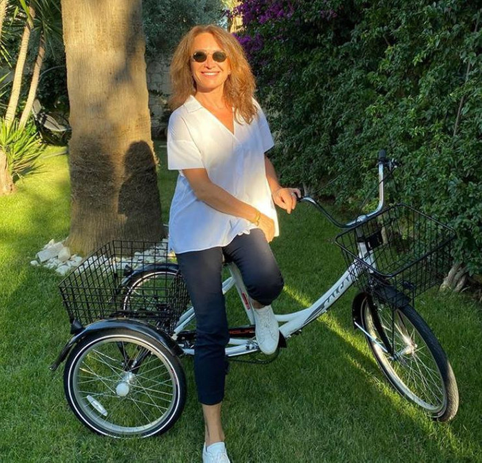 Demet Akbağ'dan Hazal Kaya'nın o sözlerine yanıt - Resim : 2