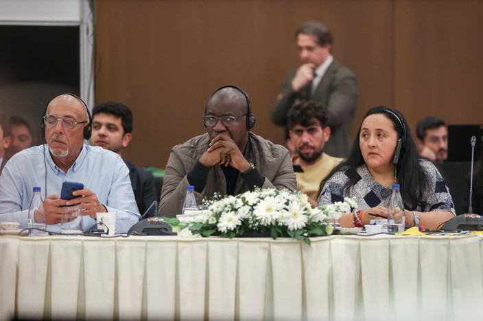 Yabancı gazeteciler deprem bölgesindeki yeniden inşa çalışmalarını inceledi - Resim : 1