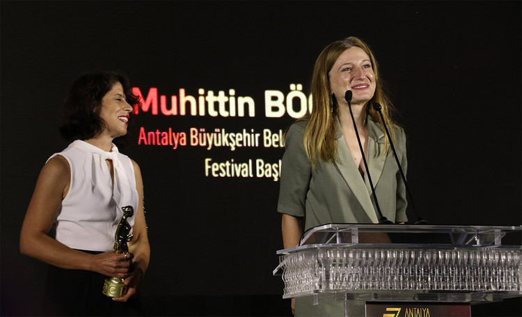 Altın Portakal ödülleri sahiplerini buldu! İşte en iyiler... - Resim : 3