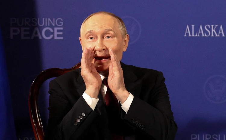 Trump-Putin görüşmesine damga vuran anlar! Sessiz kaldı, mimikleri çok konuşuldu - Resim : 1
