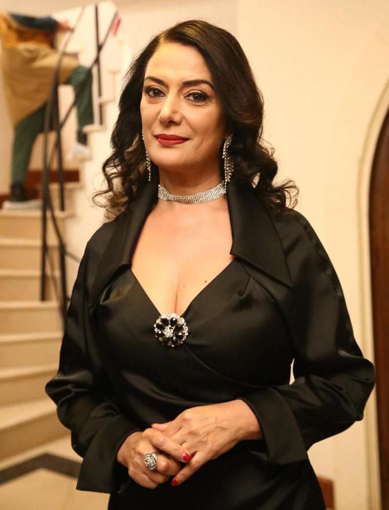 32 yıllık DT oyuncusu Veda Yurtsever’den ayrılık mesajı! "Kibir abidelerinin idaresine..." - Resim : 2