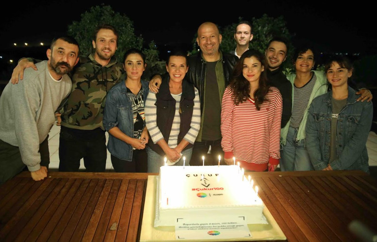 Çukur dizisinde 100’üncü bölüm kutlaması! - Resim : 1