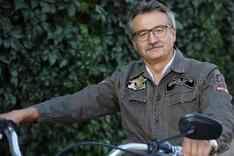 Haber Global'den ilginç proje! AK Partili eski bakan ekran yüzü oluyor! - Resim : 3