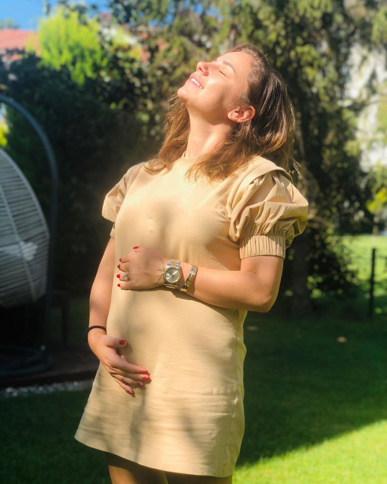 Merve Özbey, bebeğinin cinsiyetini açıkladı - Resim : 1