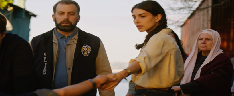 İsmail Küçükkaya'nın tv100 Serüveni: Güç Oyunları ve Yuvaya Dönüş Yolunda..! - Resim : 6