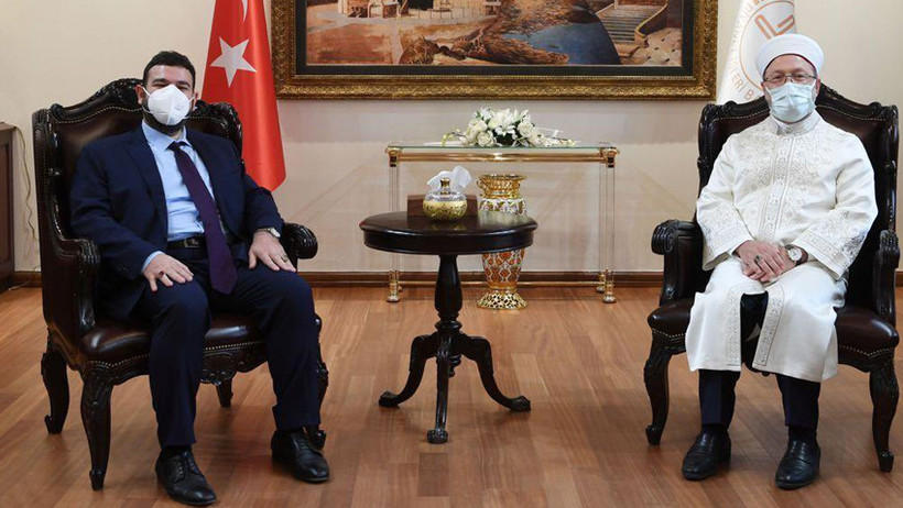 Ali Erbaş hakkında olay yaratan iddialar! "Bana itiraf etti" dedi, Diyanet'ten açıklama geldi - Resim : 1