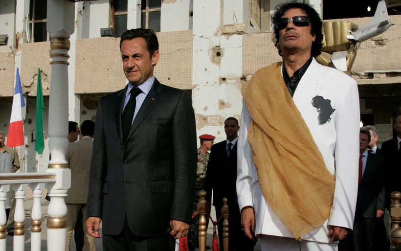 Hapse giren eski Cumhurbaşkanı Sarkozy'yi uyutmadılar: Kaddafi'nin intikamını alacağız - Resim : 1