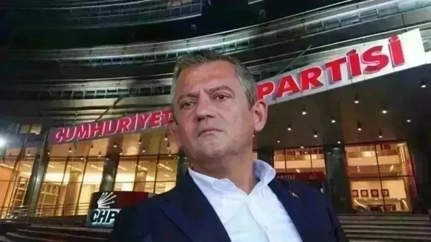 CHP’nin masasındaki son anket ortaya çıktı! CHP’nin masasındaki son anket ortaya çıktı!
