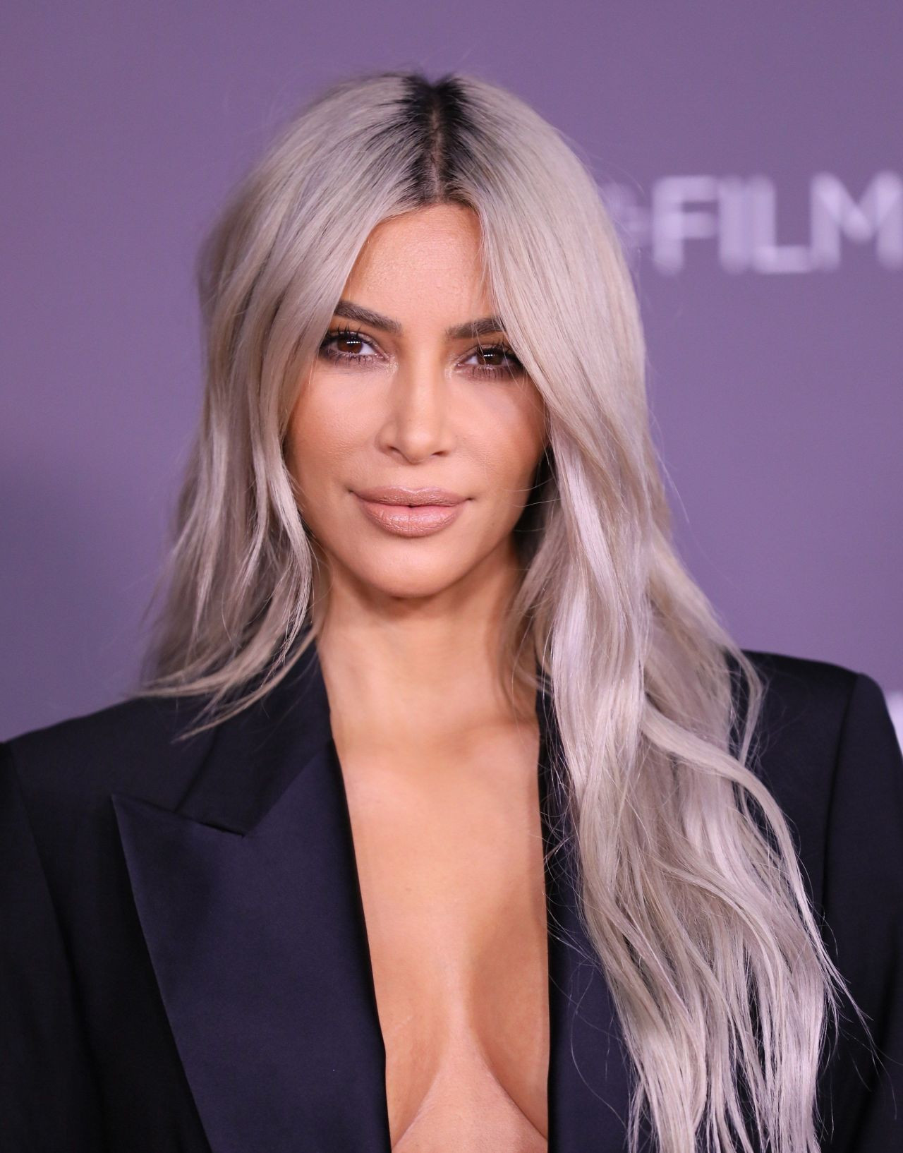 Kim Kardashian'dan şaşırtıcı itiraf: 'İlkinde uyuşturucu etkisi altındaydım' - Sayfa 38