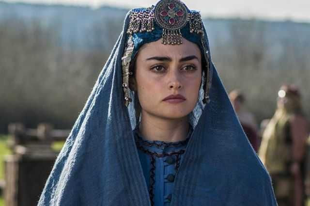 Diriliş Ertuğrul'da ölümü yasa boğmuştu! Ünlü oyuncudan flaş karar - Sayfa 2