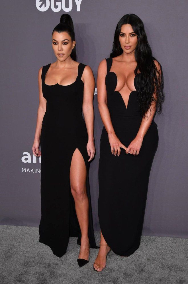 Kardashian'ın göğüs dekoltesi yardım galasına damgasını vurdu! - Sayfa 1