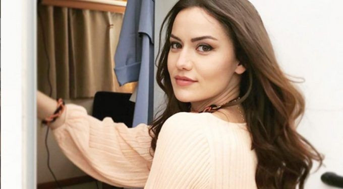 Fahriye Evcen, dünyanın en güzel 30 kadınından biri oldu! - Sayfa 9