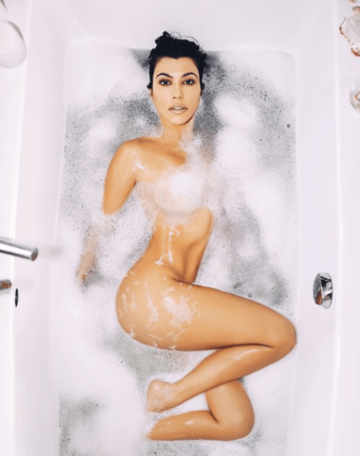 Kourtney Kardashian’dan 'Çıplaklık' dersi - Sayfa 2