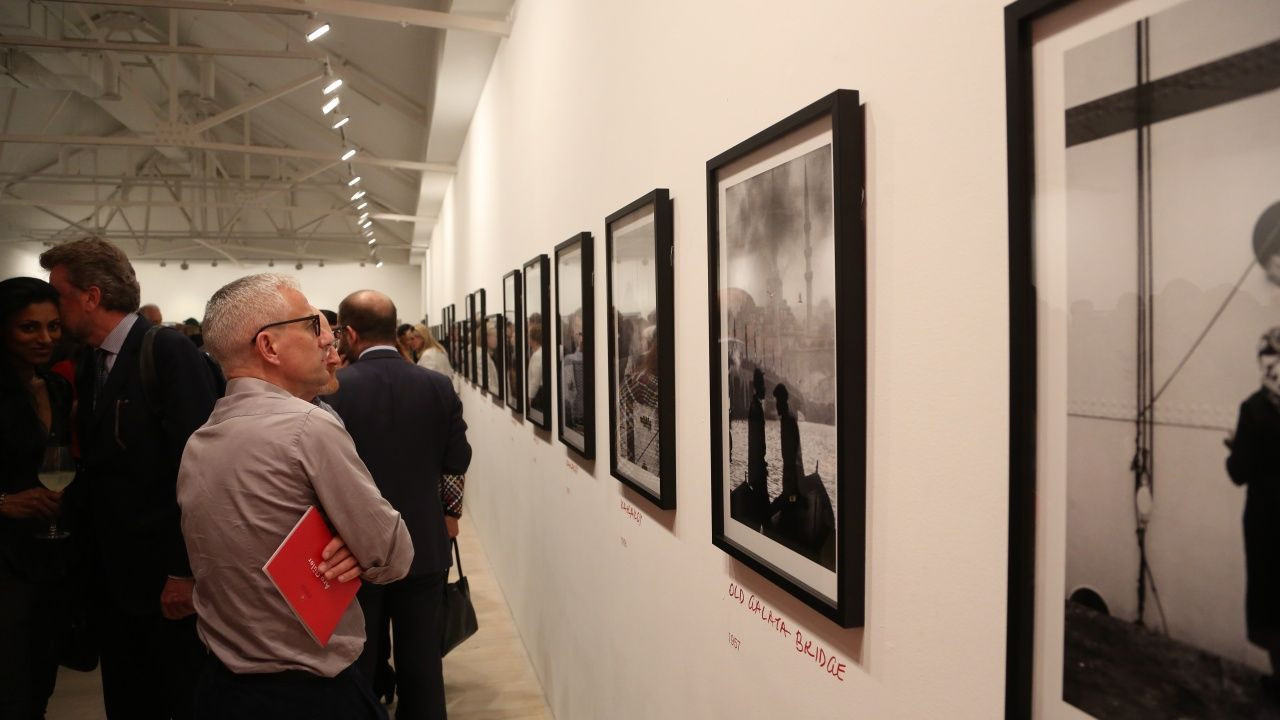 6 ülkeye daha gidecek... Ara Güler sergisi Londra'da açıldı! - Sayfa 4