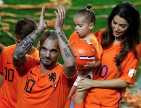 Wesley Sneijder eşi Yolanthe Cabau'yu aldatmıştı! Beklenmedik karar - Sayfa 8