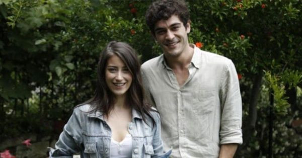 Bizim Hikaye bitti gerginlik bitmedi! Hazal Kaya ve Burak Deniz birbirlerini sildi - Sayfa 10