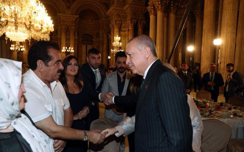 Erdoğan, sanat ve spor dünyasından isimlerle iftarda buluştu - Sayfa 10