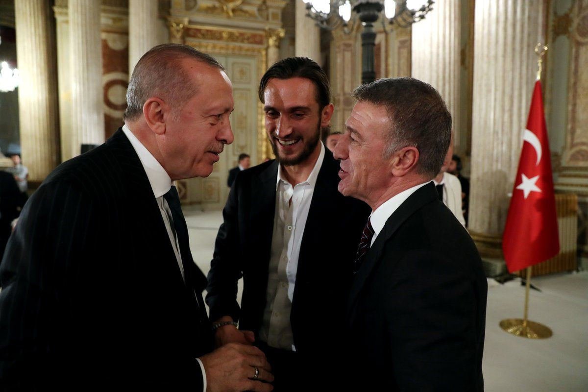 Erdoğan, sanat ve spor dünyasından isimlerle iftarda buluştu - Sayfa 16