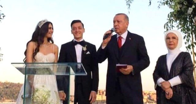 Mesut Özil ve Amine Gülşe dünya evine girdi! - Sayfa 2