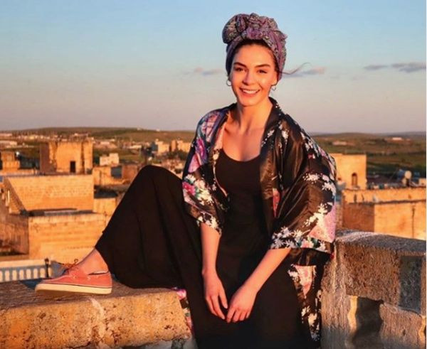 Sette Hercai'nin yıldızı Ebru Şahin krizi! Bir anda ortalık karıştı - Sayfa 12