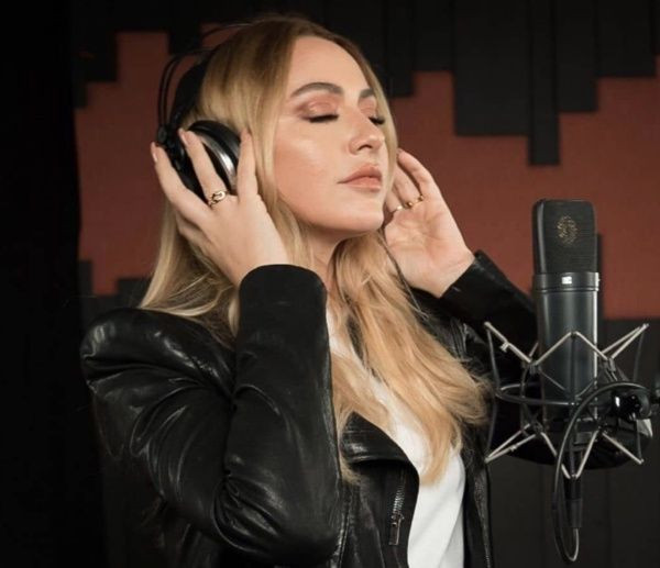 Hadise cesur sahne kıyafetleriyle ağızları açık bıraktı! Acun Ilıcalı locadan izledi! - Sayfa 14