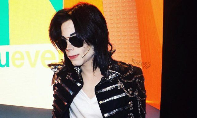 Michael Jackson'a benzemek istedi! Bu hale geldi... - Sayfa 2