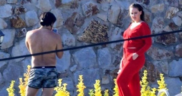 Burak Özçivit'ten Fahriye Evcen'in olay olan kilolarıyla ilgili açıklama - Sayfa 2