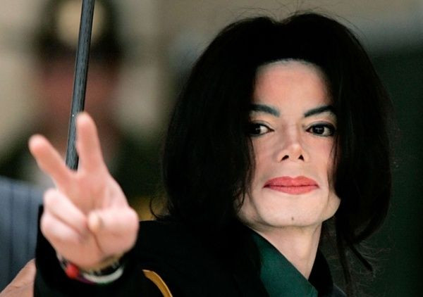 Michael Jackson'ın gizlenen otopsi raporu ortaya çıktı! Kelmiş peruk takıyormuş - Sayfa 10