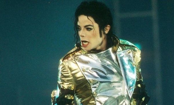 Michael Jackson'ın gizlenen otopsi raporu ortaya çıktı! Kelmiş peruk takıyormuş - Sayfa 11