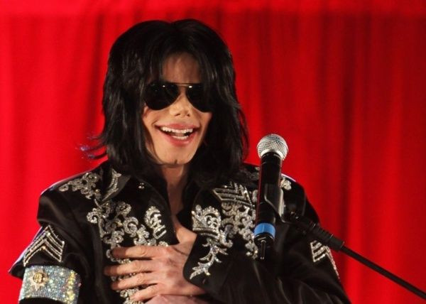 Michael Jackson'ın gizlenen otopsi raporu ortaya çıktı! Kelmiş peruk takıyormuş - Sayfa 6