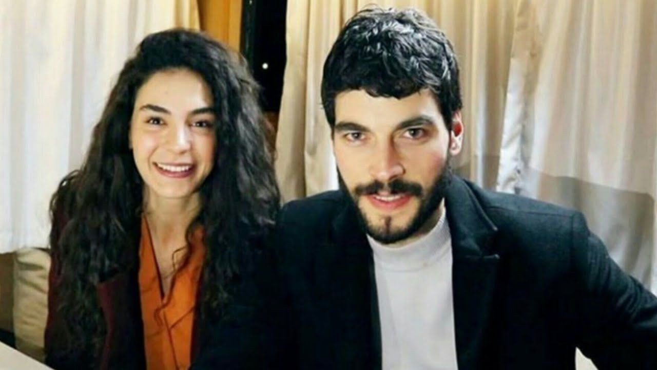 Hercai'nin yıldızları Ebru Şahin ve Akın Akınözü sosyal medyayı salladı! - Sayfa 14