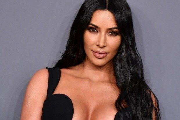 Kim Kardashian dakikalar içinde 2 milyon dolar kazandı - Sayfa 1