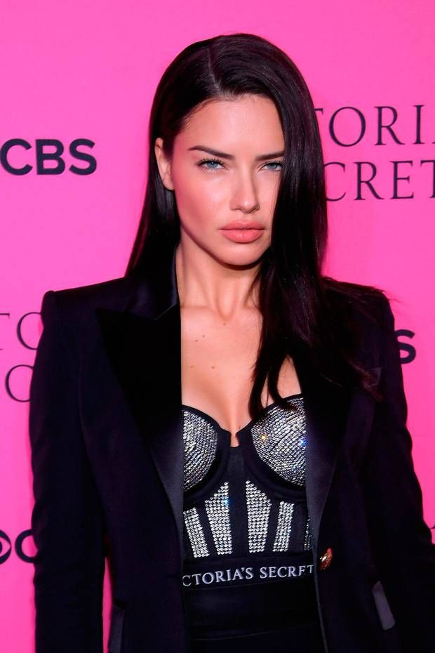 Adriana Lima karanlığın içinden aşkına seslendi - Sayfa 8