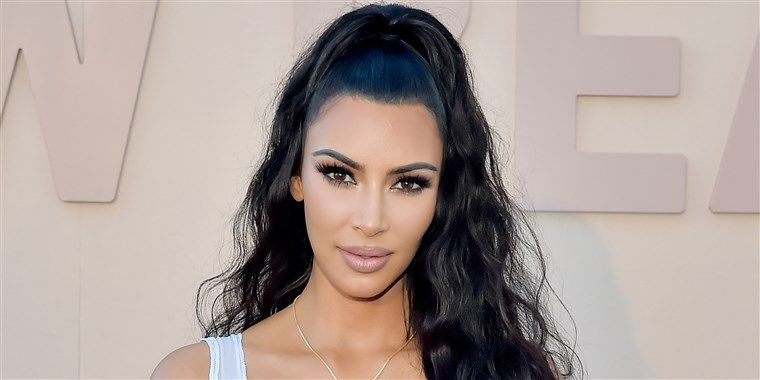 Kim Kardashian transparan bluzuyla yürek hoplattı - Sayfa 9