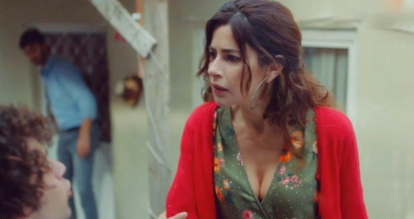 Nesrin Cavadzade'nin ağzında sigara ile verdiği poz olay oldu - Sayfa 5