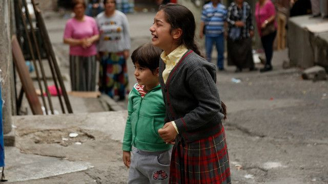 Kadın dizisinde güldüren çekim hatası! Yönetmen de fark etmedi... - Sayfa 11