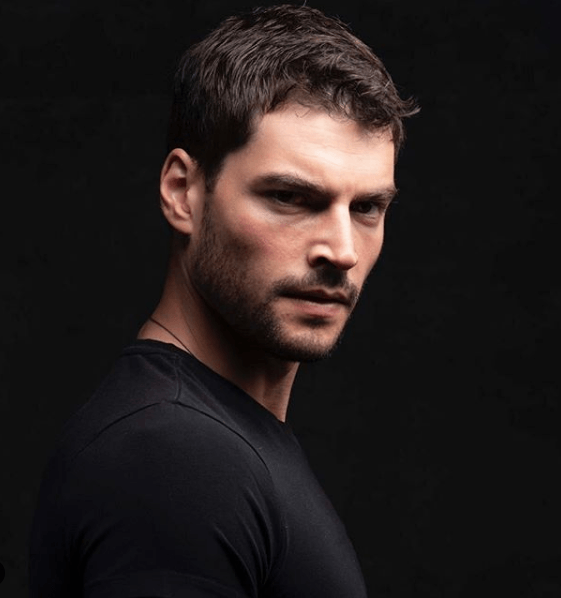 Hercai dizisinin yıldızı Akın Akınözü'nün annesi kim çıktı? - Sayfa 10