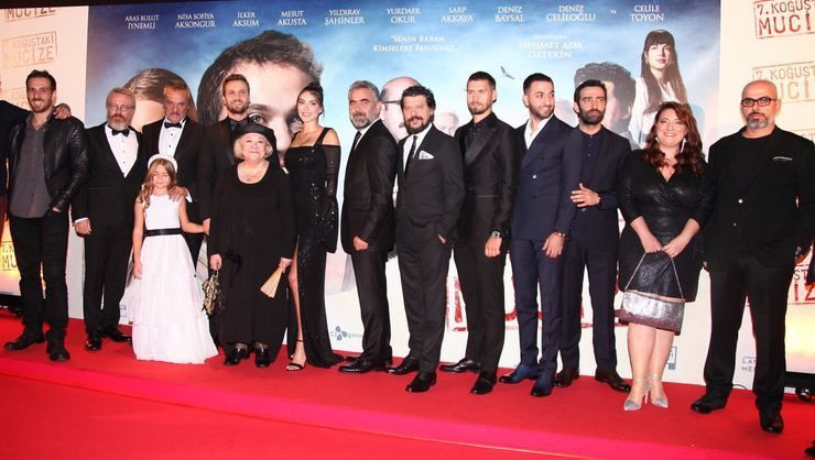 7. Koğuştaki Mucize’nin galasına ünlü akını! - Sayfa 1