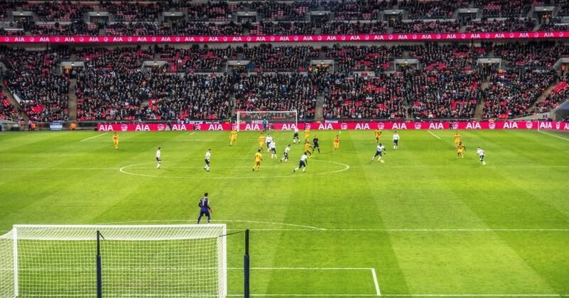 Büyük rezalet! Ünlü futbolcuların artı 18'lik partisi deşifre oldu! - Sayfa 8