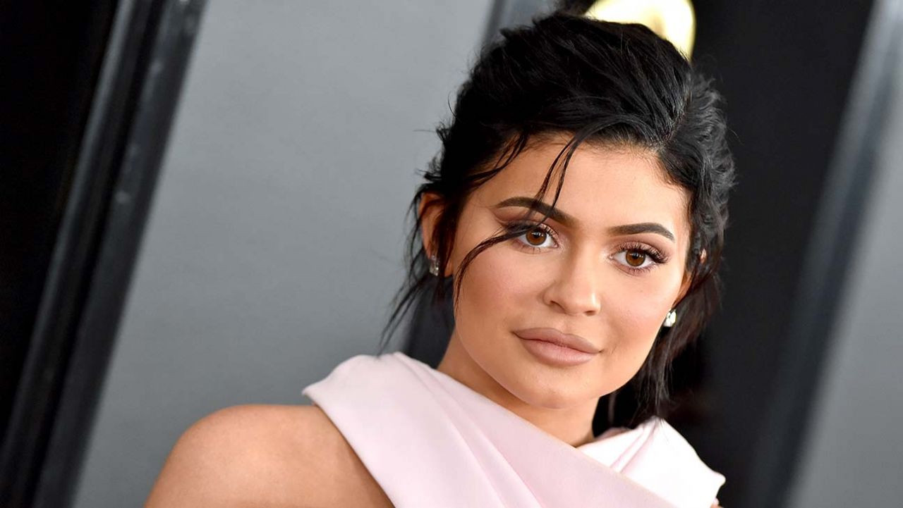 Kylie Jenner TikTok rekoru kırdı - Sayfa 8