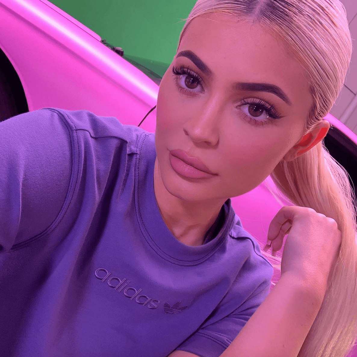 Kylie Jenner TikTok rekoru kırdı - Sayfa 6