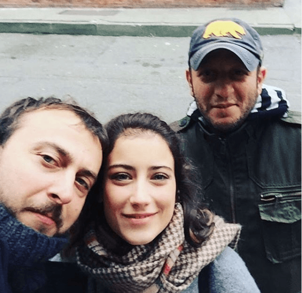 Hazal Kaya'nın hamilelik pozu olay oldu! - Sayfa 13