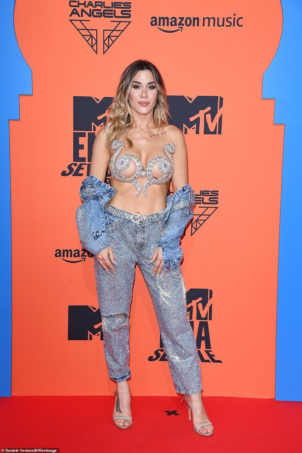 MTV EMA Ödül gecesi kıyafetleri dikkat çekti - Sayfa 9