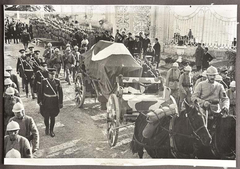 Atatürk'ün cenazesinin bilinmeyen fotoğrafları - Sayfa 14