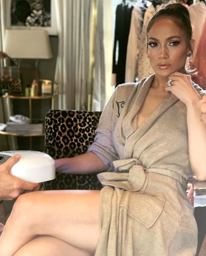 Latin güzeli Jennifer Lopez, uğradığı cinsel tacizi anlattı: Göğüslerini aç! - Sayfa 12