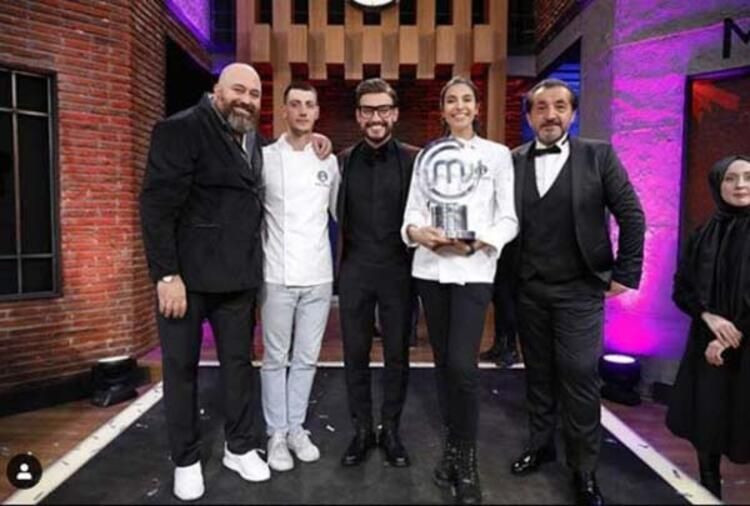 MasterChef Cemre ilk iş olarak bakın ne yaptı? Gönüllerin de şampiyonu oldu… - Sayfa 18