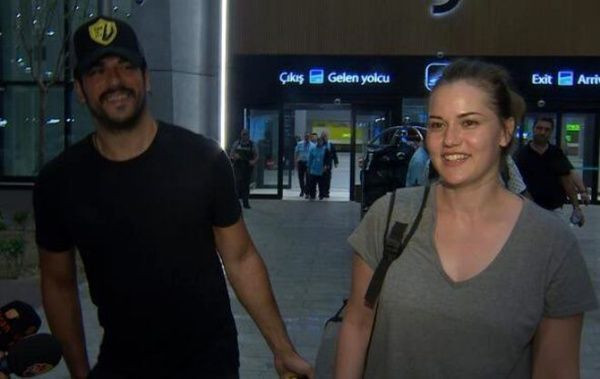 Fahriye Evcen, doğum kilolarını verdi! Yeni yıla fit hali damga vurdu - Sayfa 4